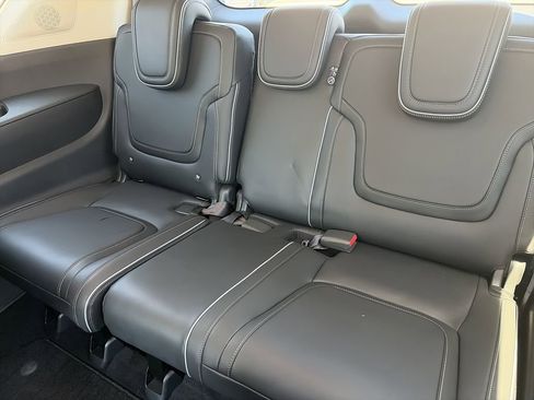 Used 2025 INFINITI QX80 Luxe RWD image 30