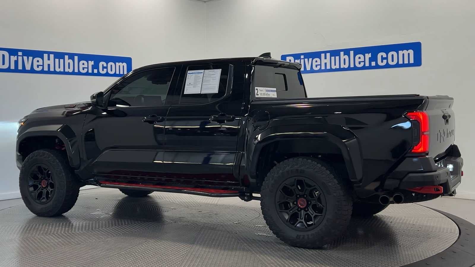 Used 2025 Toyota Tacoma TRD Pro AWD/4WD image 2