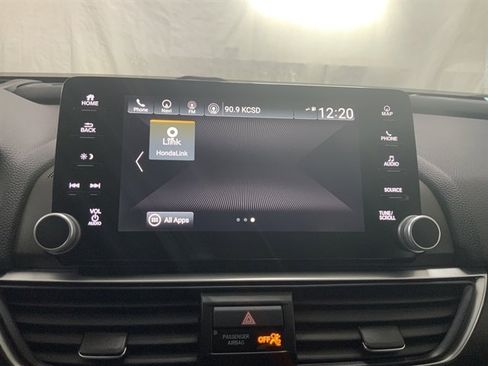 Used 2019 Honda Accord Touring image 30