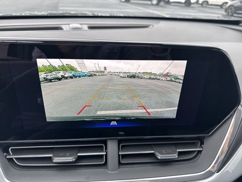 New 2026 Chevrolet Trax LT w/ Driver Confidence Package FWD image 23