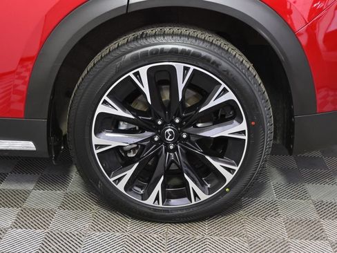Certified 2024 MAZDA CX-90 Plug-In Hybrid w/ Premium Pkg AWD/4WD image 21