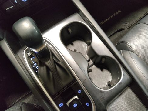 Used 2020 Hyundai Santa Fe SEL w/ Convenience + Premium Package image 26