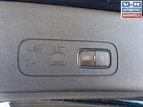 Used 2025 Lincoln Aviator AWD image 29