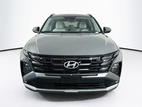 Used 2025 Hyundai Tucson SEL FWD image 2
