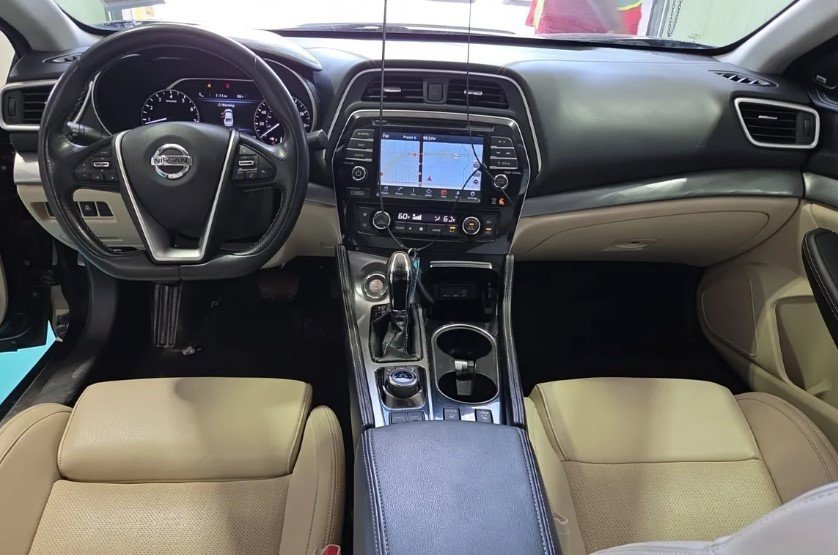 Used 2018 Nissan Maxima 3.5 SL FWD image 10