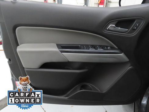 Used 2016 Chevrolet Colorado LT w/ LT Convenience Package RWD image 10