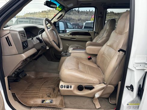 Used 2005 Ford F250 XLT image 12