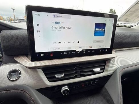 Used 2025 Ford Explorer Active image 26