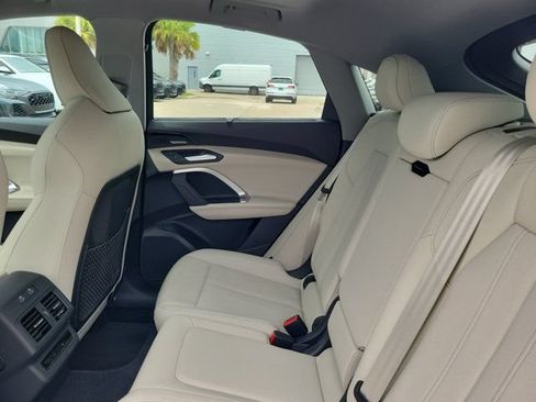 Certified 2025 Audi Q5 Premium Plus w/ Premium Plus AWD/4WD image 11