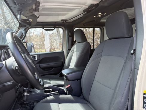 Certified 2022 Jeep Wrangler Unlimited Sport image 13