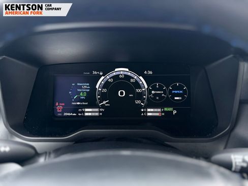 Used 2024 Toyota Sequoia Platinum image 18