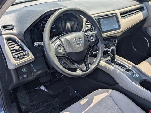 Used 2016 Honda HR-V EX image 10