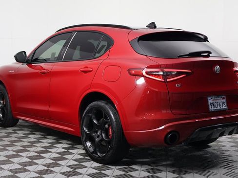 Used 2022 Alfa Romeo Stelvio Veloce image 6
