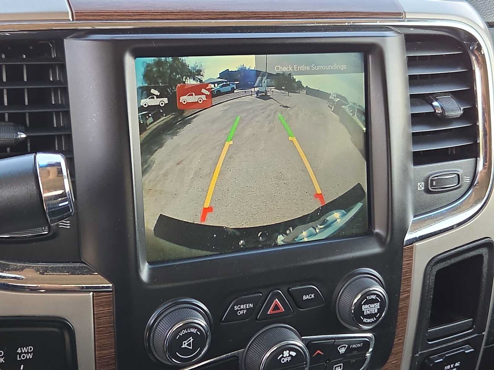 Used 2017 RAM 2500 Laramie AWD/4WD image 25