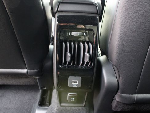 New 2026 Jeep Compass Latitude image 24