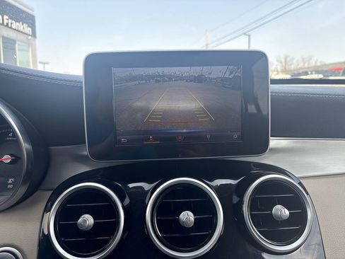 Used 2017 Mercedes-Benz GLC 300 4MATIC image 21