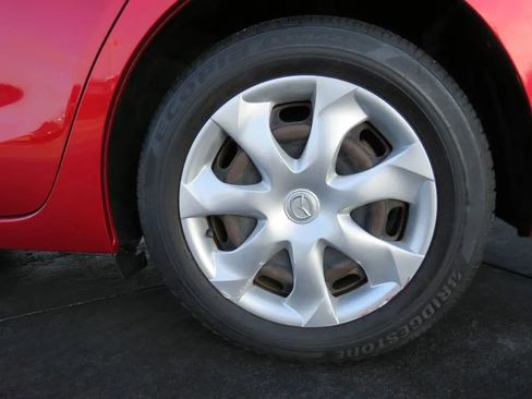 Used 2016 MAZDA MAZDA3 i Sport image 43