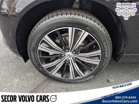 Certified 2023 Volvo XC60 B5 Plus w/ Climate Package image 25
