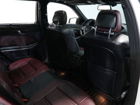 Used 2014 Mercedes-Benz E 63 AMG S-Model image 46
