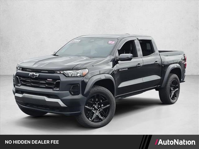 Used 2025 Chevrolet Colorado Trail Boss AWD/4WD image 1