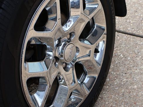 Used 2016 Jeep Renegade Latitude image 39