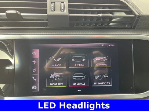 Used 2021 Audi Q3 2.0T Premium w/ Convenience Package image 6