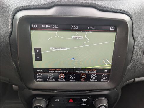 Used 2022 Jeep Renegade Limited w/ Sun, Sound & Wheels Group AWD/4WD image 29