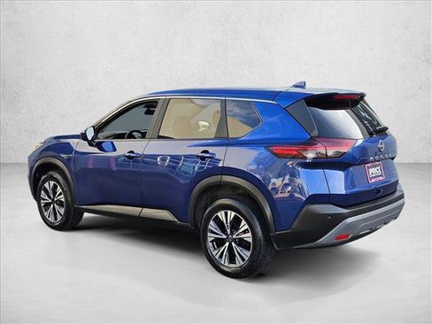 Used 2023 Nissan Rogue SV image 8
