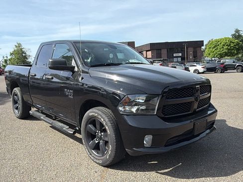 Used 2022 RAM 1500 Tradesman w/ Electronics Convenience Group RWD image 3