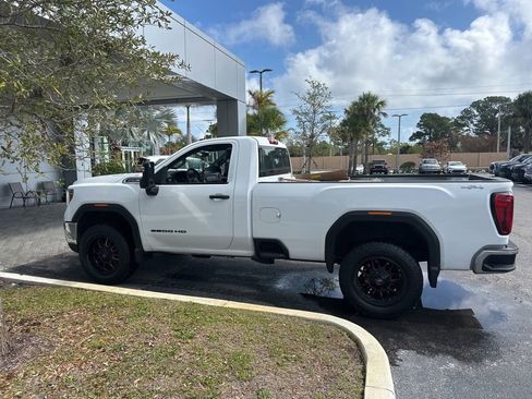 Used 2022 GMC Sierra 2500 Pro w/ Fleet Convenience Package image 6