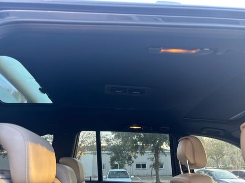 Used 2010 Mercedes-Benz GL 320 BlueTEC 4MATIC image 26