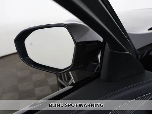 Used 2025 BMW 740i xDrive image 8