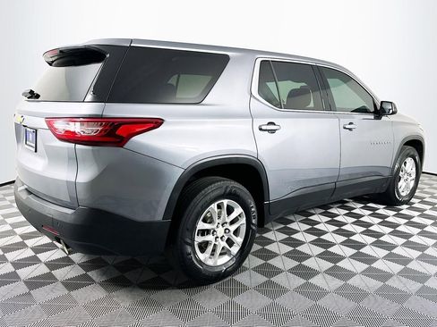 Used 2021 Chevrolet Traverse LS w/ LPO, Cargo Package AWD/4WD image 25