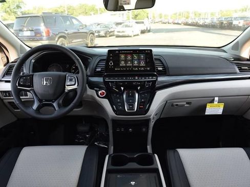 New 2026 Honda Odyssey Elite image 7