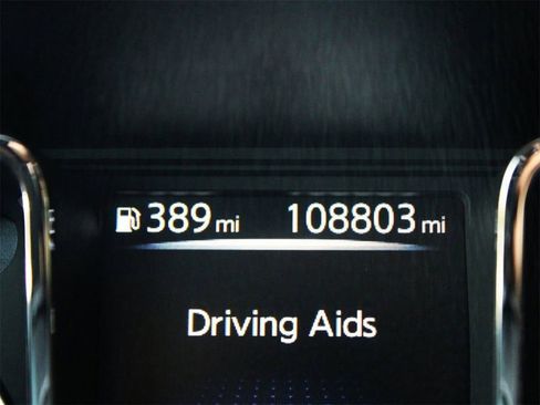 Used 2018 Nissan Titan PRO-4X w/ Pro-4x Convenience Package image 14