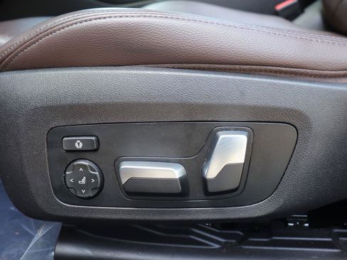 Used 2019 BMW 330i Sedan w/ Convenience Package RWD image 22