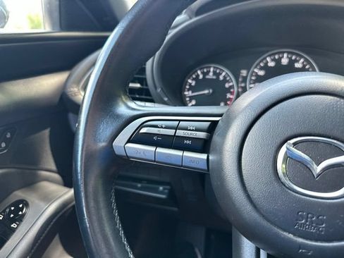 Used 2023 MAZDA MAZDA3 s FWD image 23