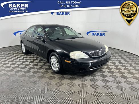 Used 2005 Mercury Sable GS image 2