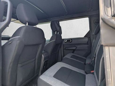 Used 2021 Ford Bronco Big Bend w/ Sasquatch Package AWD/4WD image 12