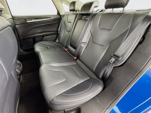 Used 2020 Ford Fusion Energi Titanium image 21