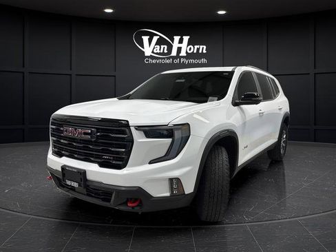Used 2024 GMC Acadia AT4 image 3