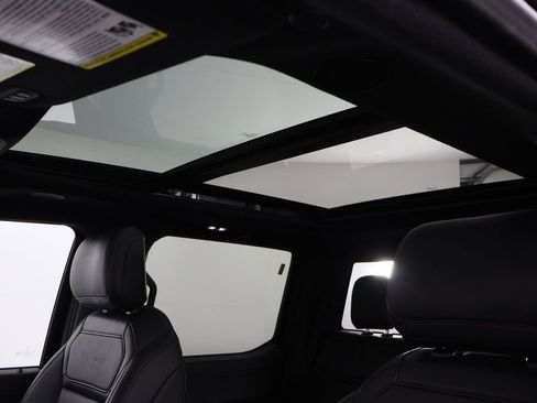 Used 2025 Ford F150 Raptor image 19