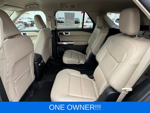 Used 2023 Ford Explorer XLT w/ Equipment Group 202A image 13