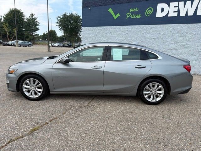 Used 2024 Chevrolet Malibu LT FWD image 2