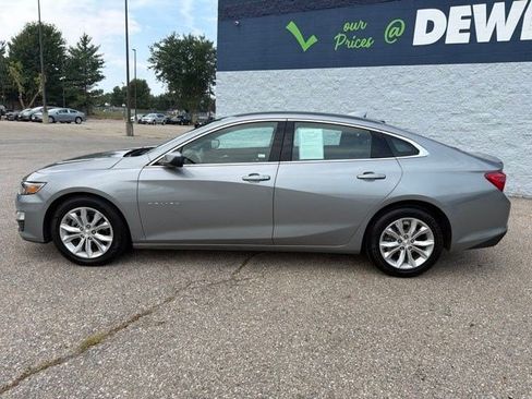 Used 2024 Chevrolet Malibu LT FWD image 2