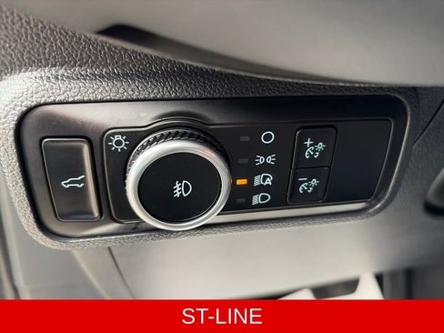 Used 2025 Ford Explorer ST-Line w/ Premium Package AWD/4WD image 20