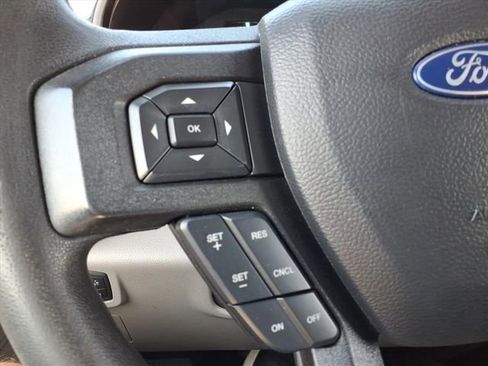 Used 2019 Ford F150 XLT image 25