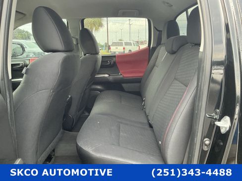 Used 2022 Toyota Tacoma SR5 w/ Technology Package RWD image 14