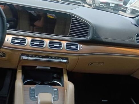 Used 2024 Mercedes-Benz GLE 350 4MATIC image 9