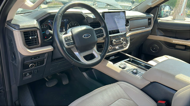 Used 2024 Ford Expedition Max Limited AWD/4WD image 16
